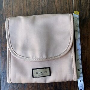 Gucci Cream Floral Interior Pouch with Pink Rose Print